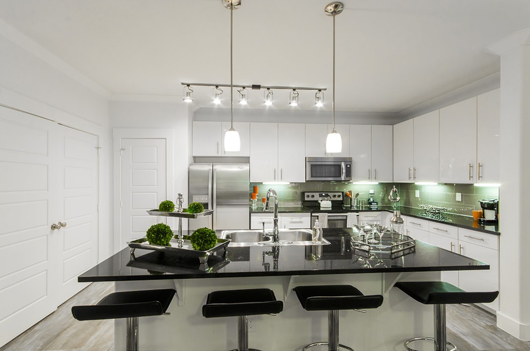 The Towers Woodland Image 37