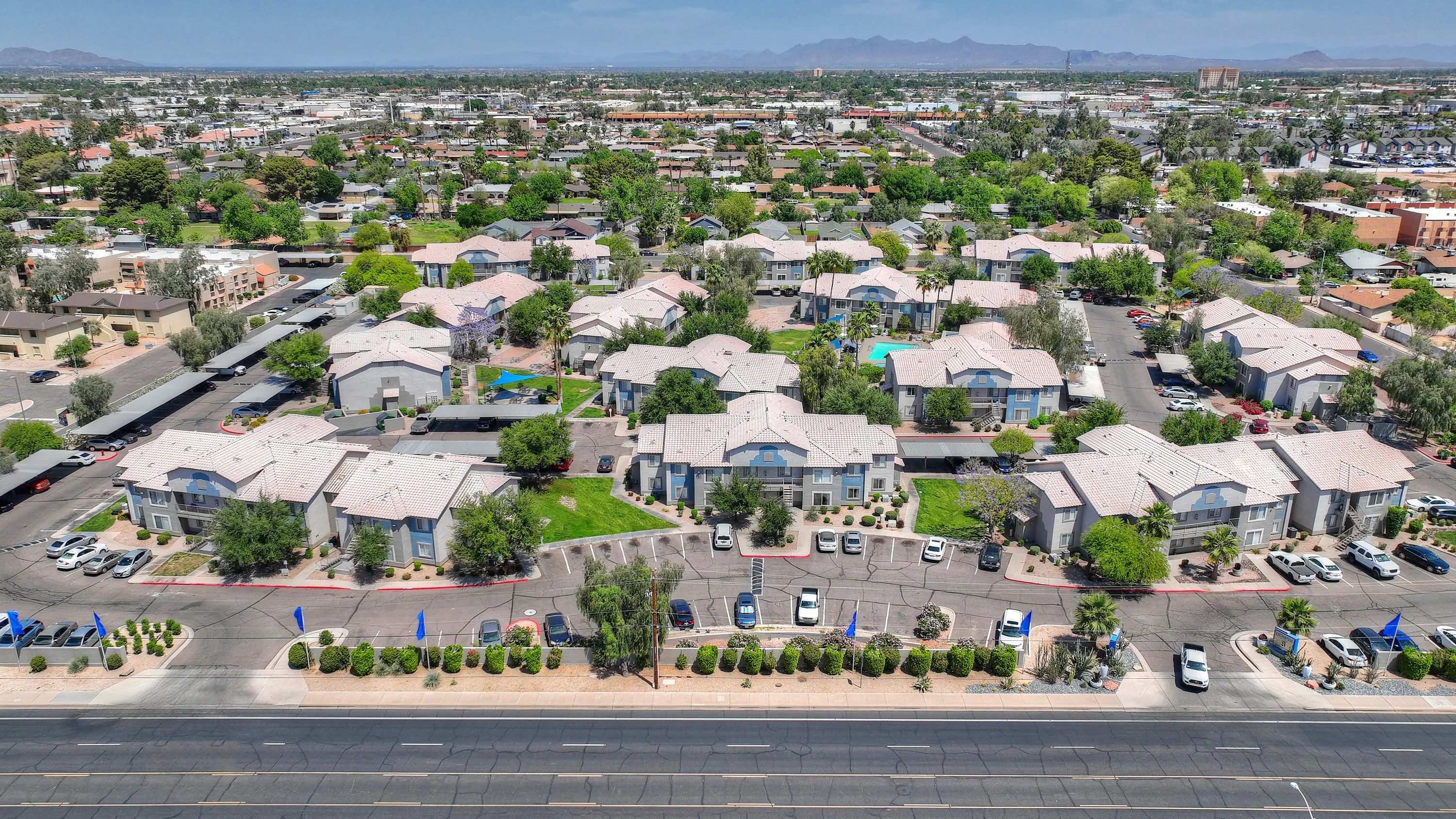 Make Exchange on the 8 Apartments your picturesque abode. Welcome home to a beautiful community with stunning mountain views. 