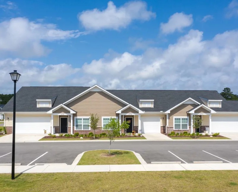 River Oaks Village Image 1