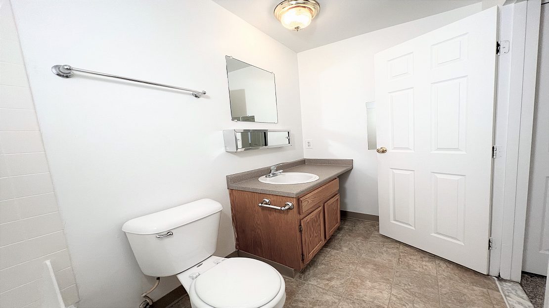 Marianne Manor Image 9