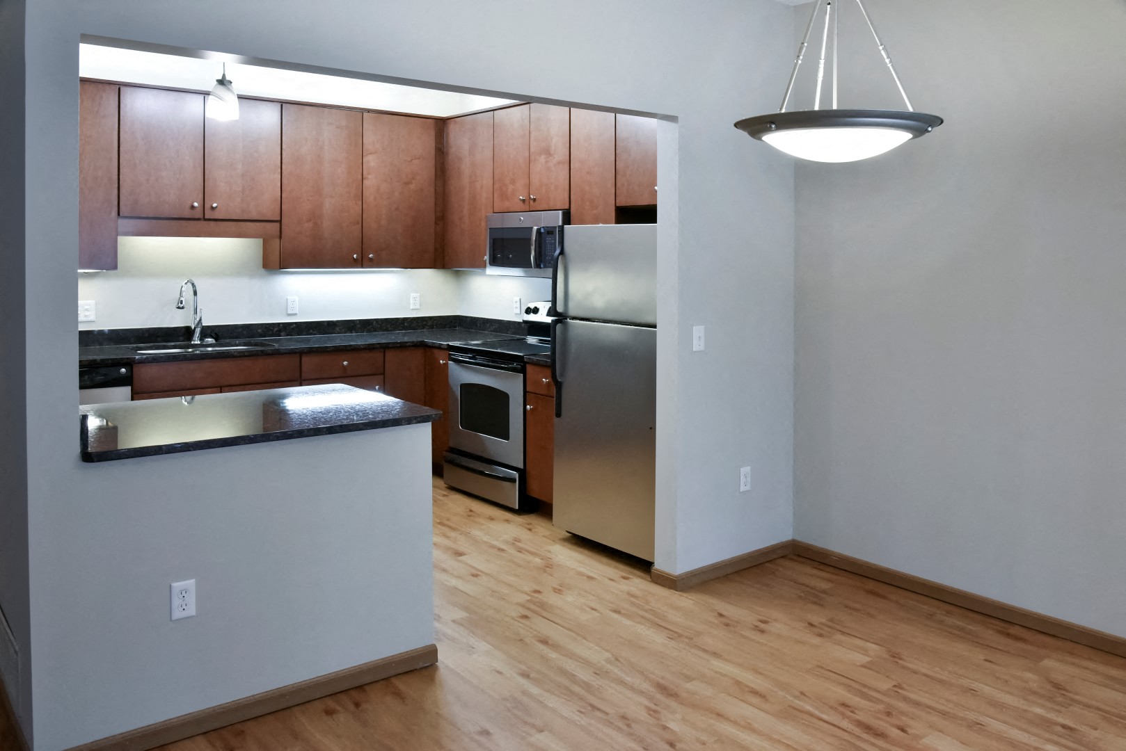 Cedar Pointe Townhomes Image 19