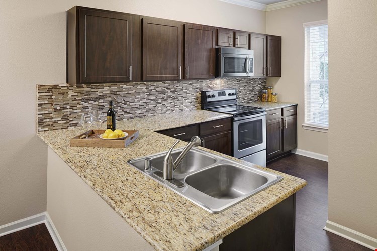 Camden Riverwalk Image 4