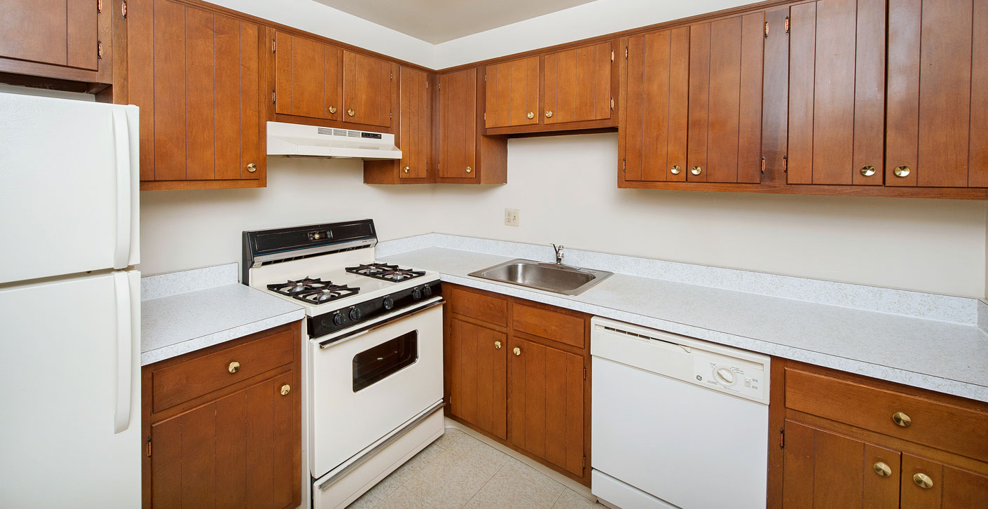 Sherwood Town and Country Apartments Image 4