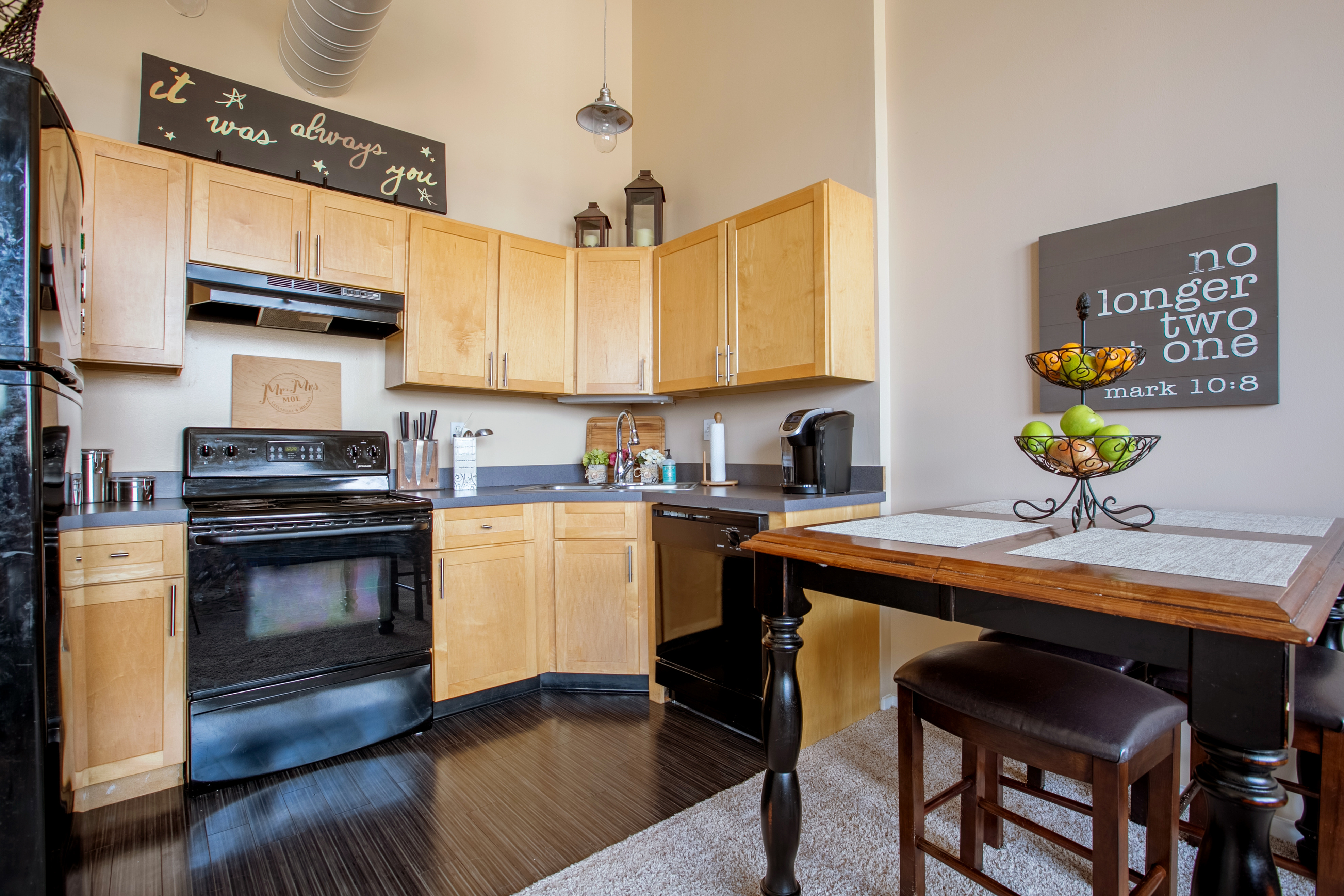 East 8 Lofts Image 5