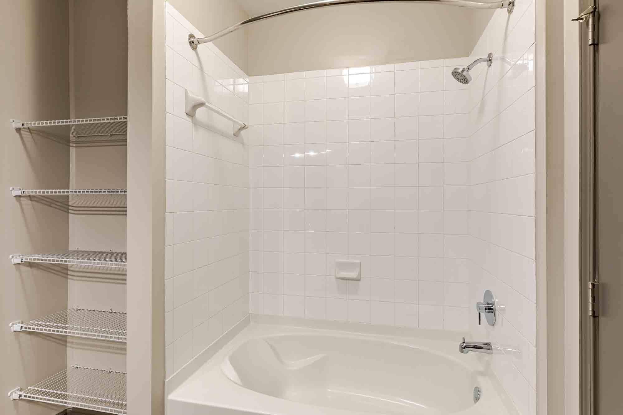 Bluebird Row Apartments Image 56