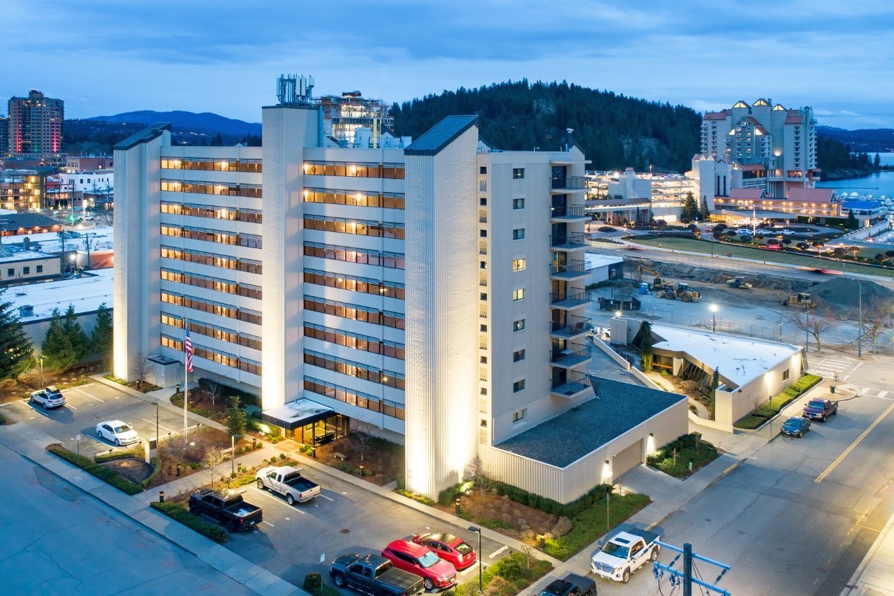 Lake Tower Image 31