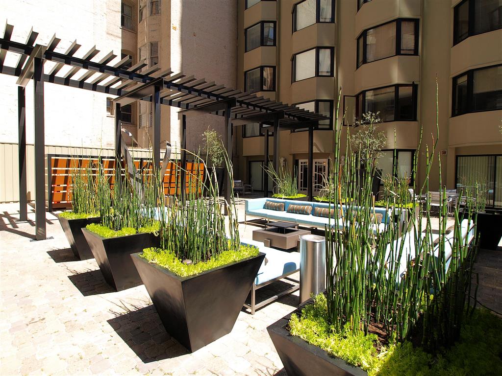 Tower 737 Condominium Rentals Image 17