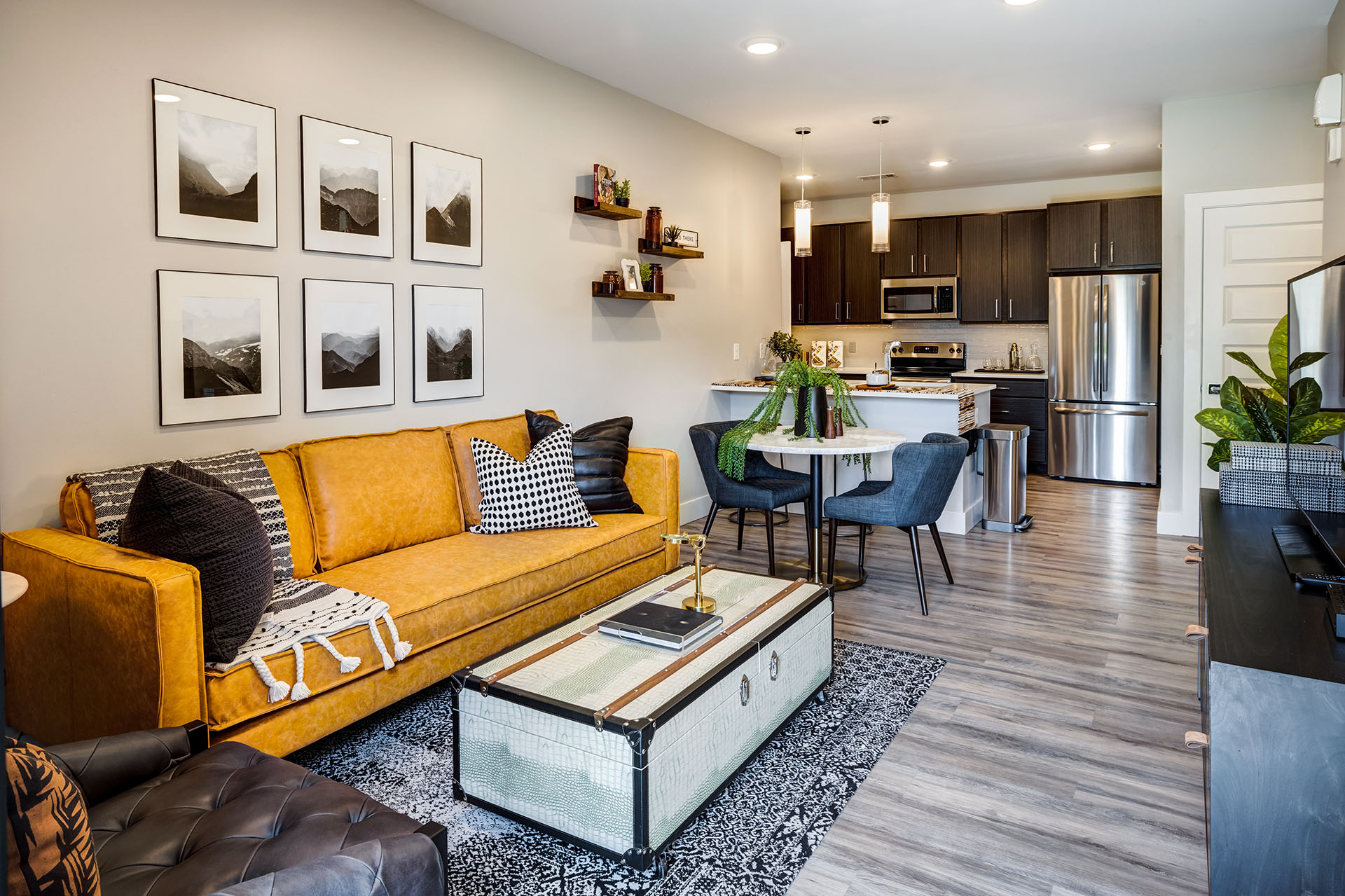 Icon Apartment Homes at Ferguson Farm  Image 3