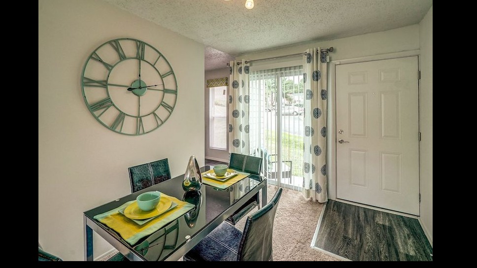 Aston Ridge Image 15