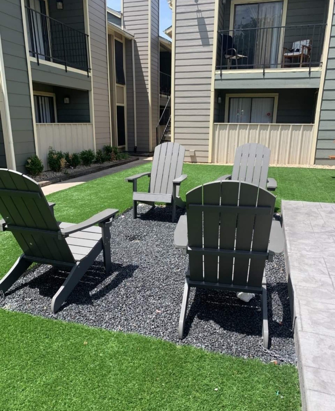 Spanish Breeze  Image 1