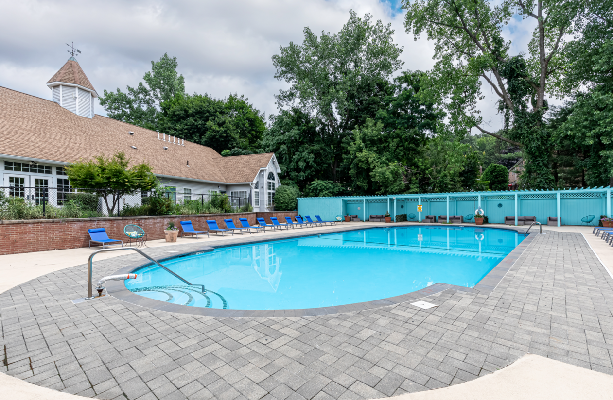 Huntington Woods Image 1