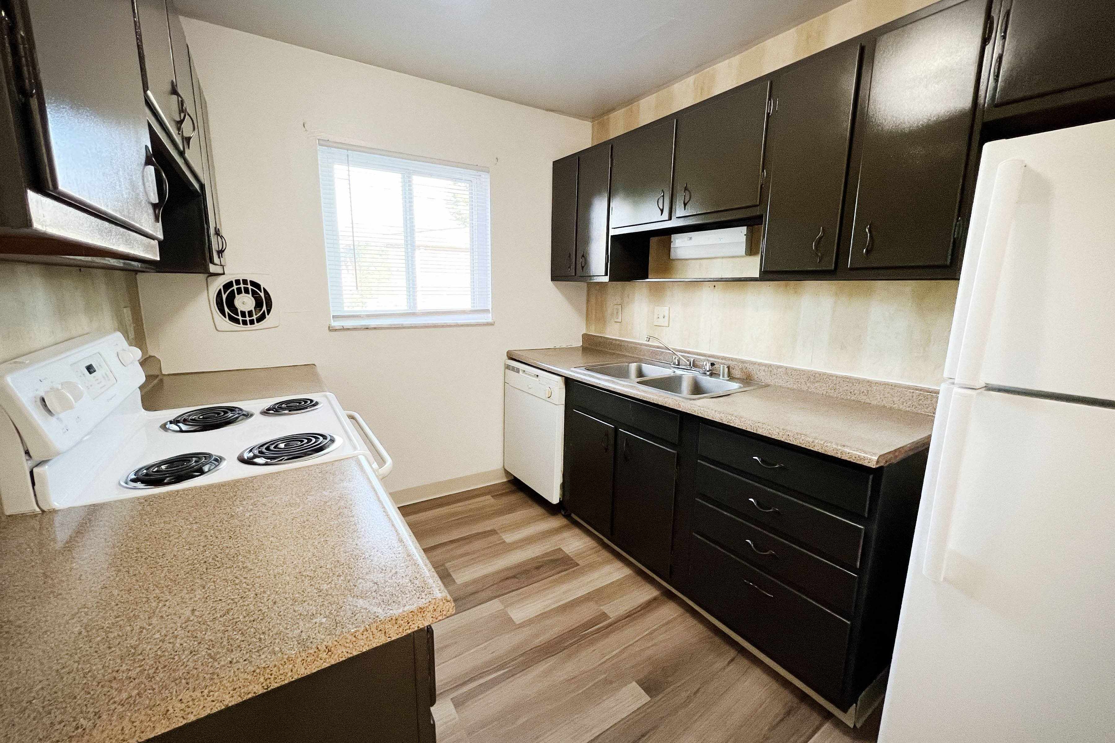 Forest Park Apartments Image 6