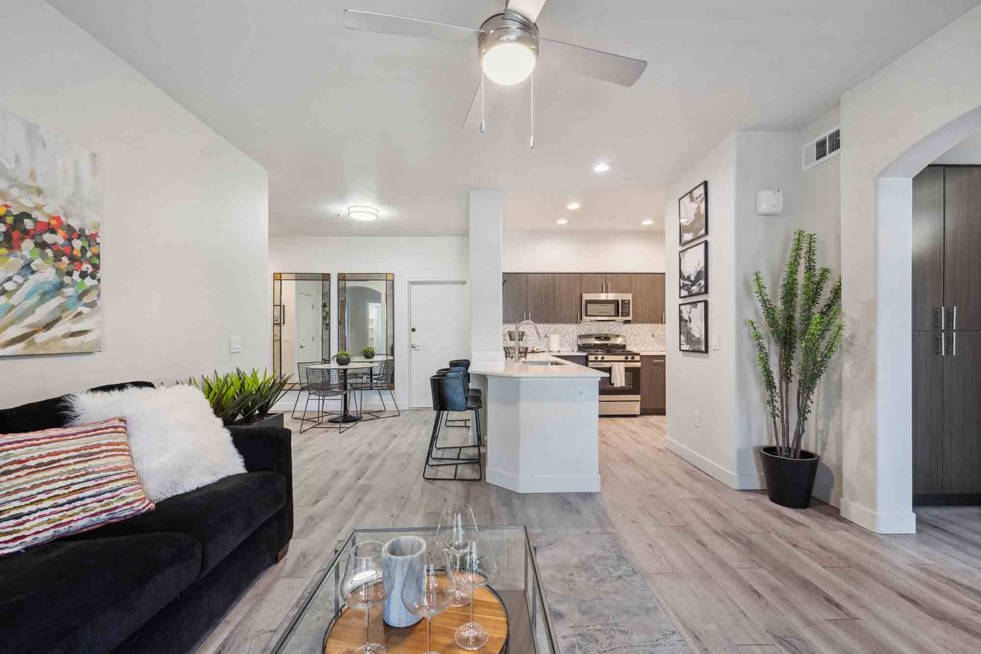Zone Luxe, Glendale, AZ, Living Area