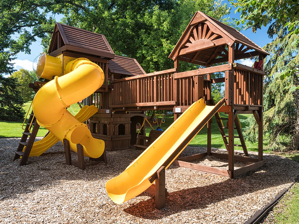 Bass Lake Hills Townhomes Image 40