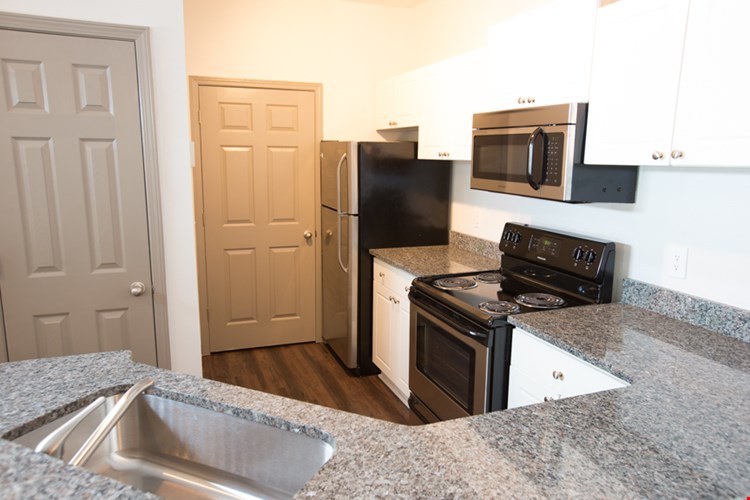 Highland View Image 6