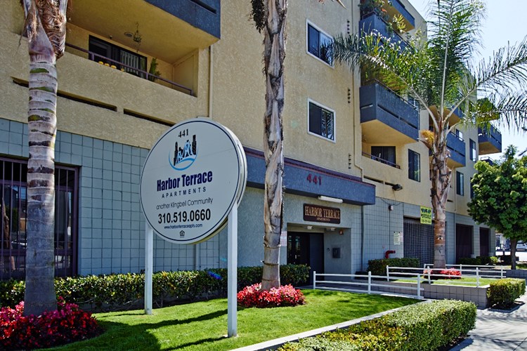 Apartments at Harbor Terrace San Pedro