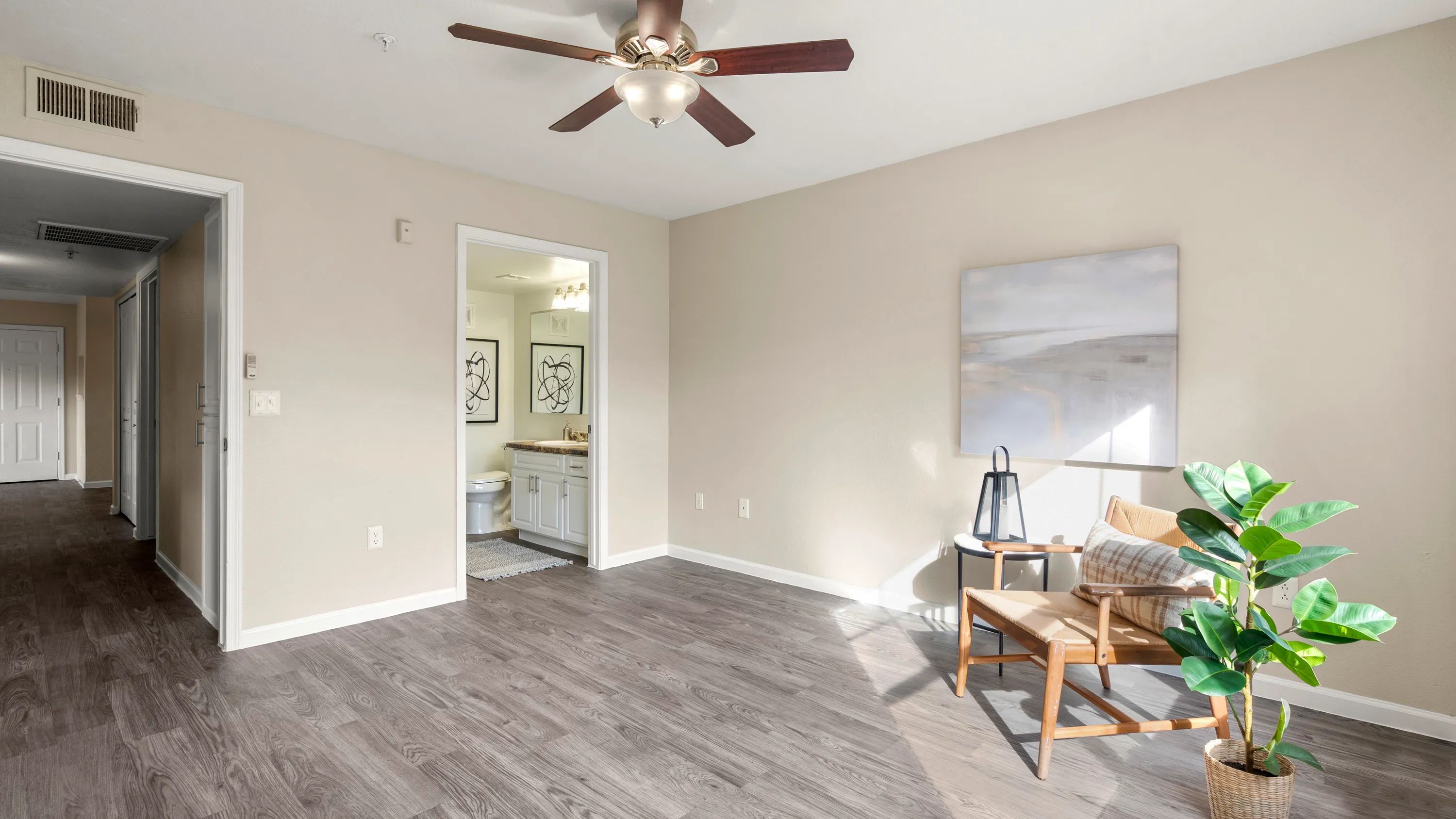 Live like royalty in our spacious master suite with a private bathroom for your exclusive use.