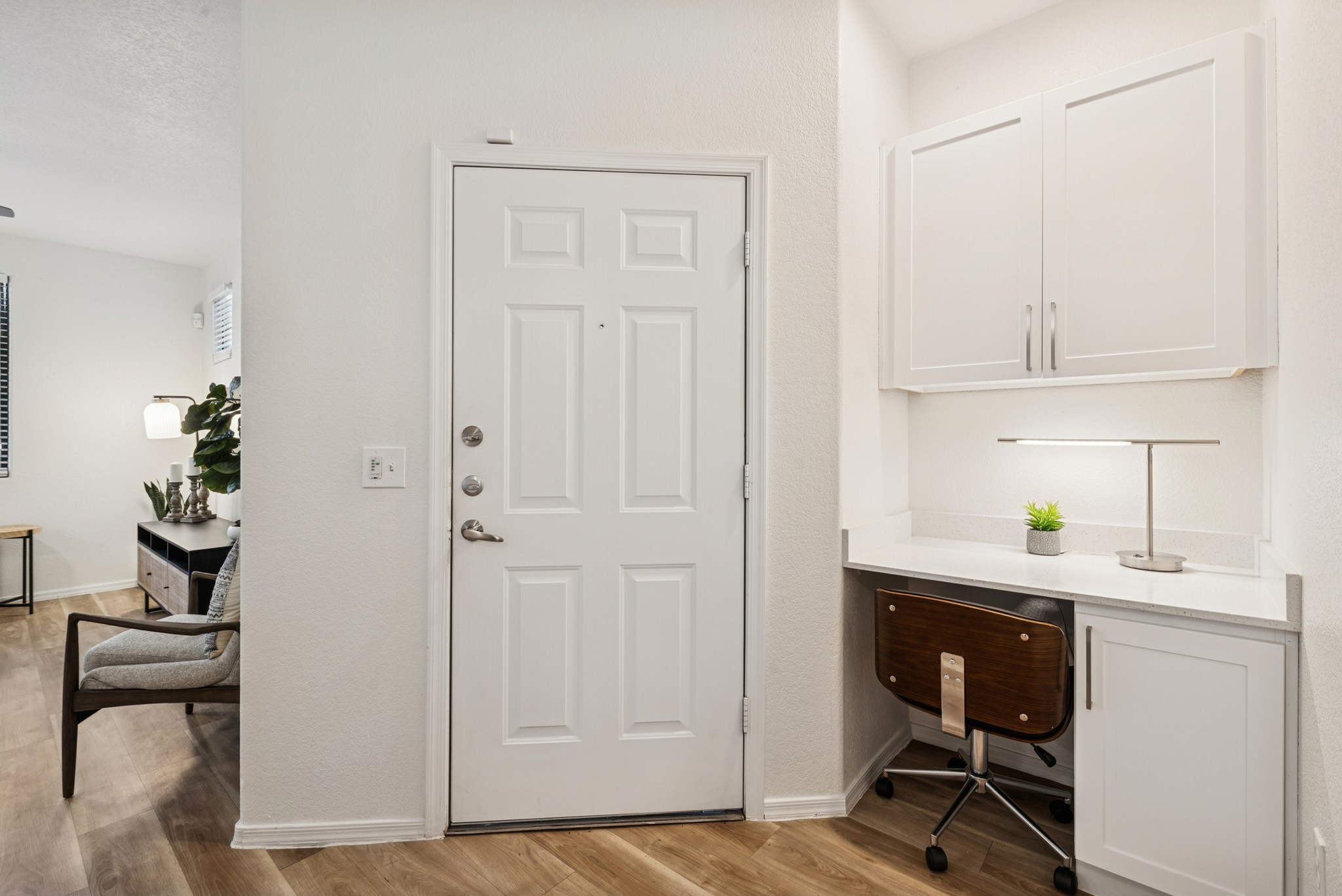 Dobson 2222 Image 7