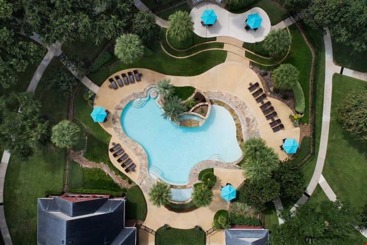 Camden Sugar Grove Image 17