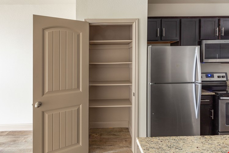 Remi Apartment Homes Image 38