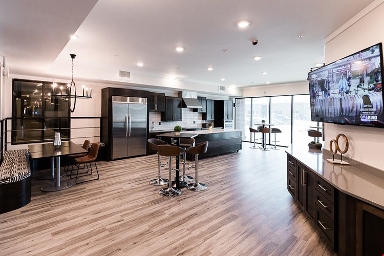 Eleven North Image 11