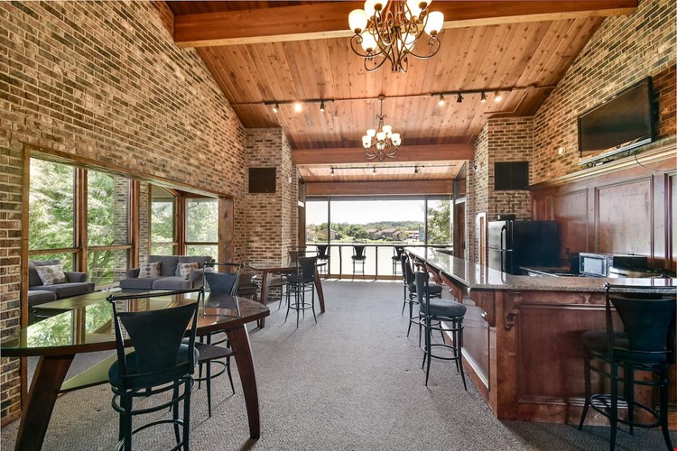 Harbor Pointe Image 6