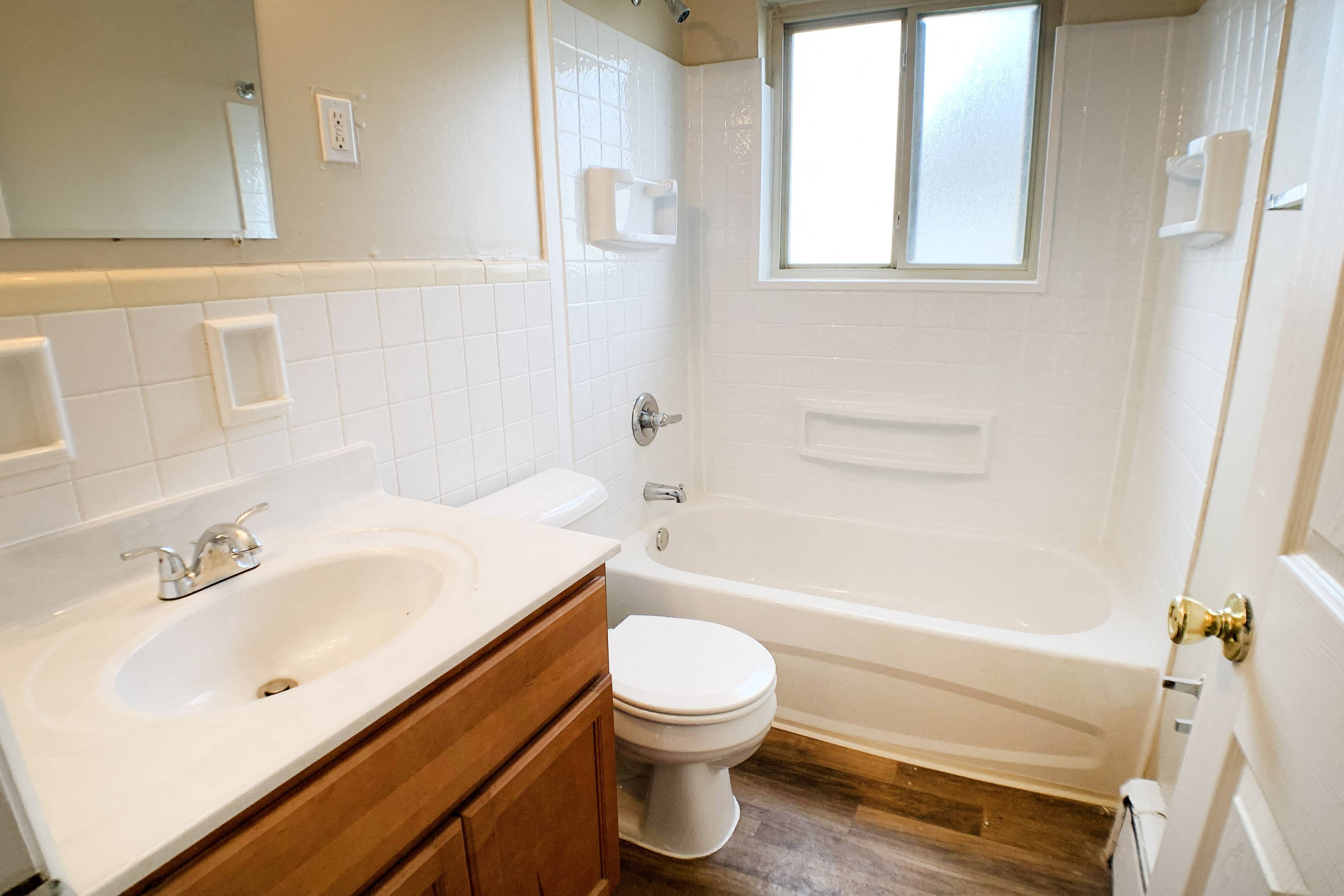 Crown Court Apartments Image 27