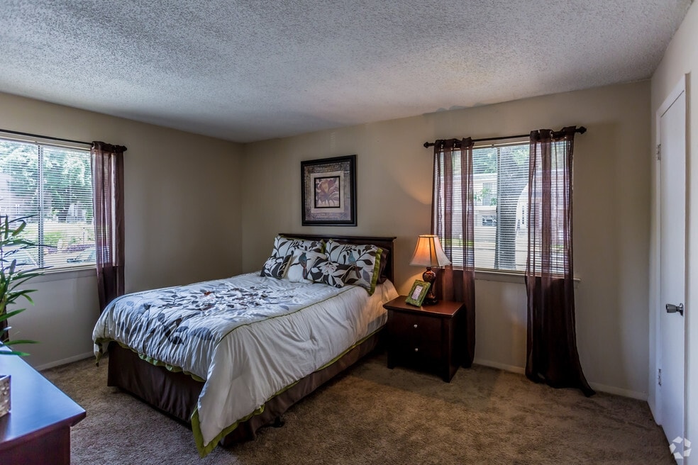 Pinebrook Pointe Image 10