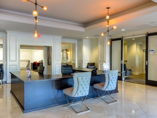 The Waterford on Piedmont Image 21