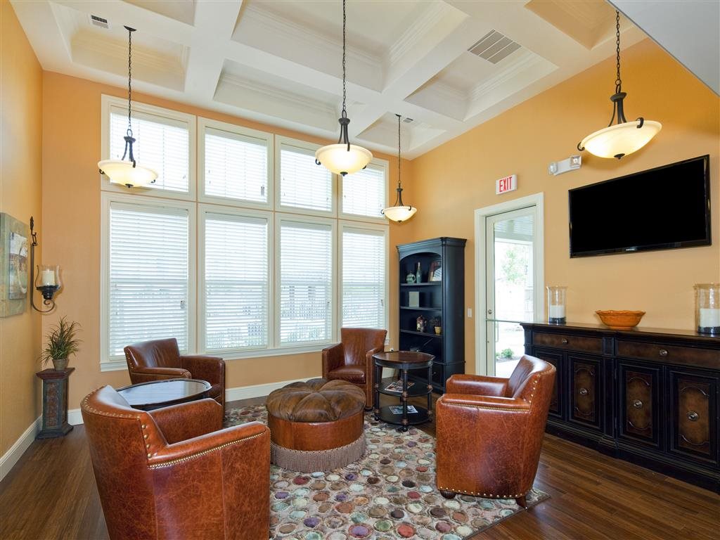 Crestshire Village Image 8