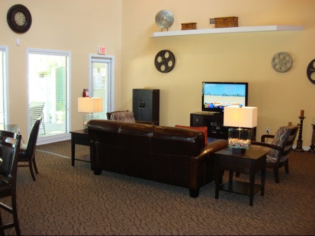 Southpoint Glen Image 16