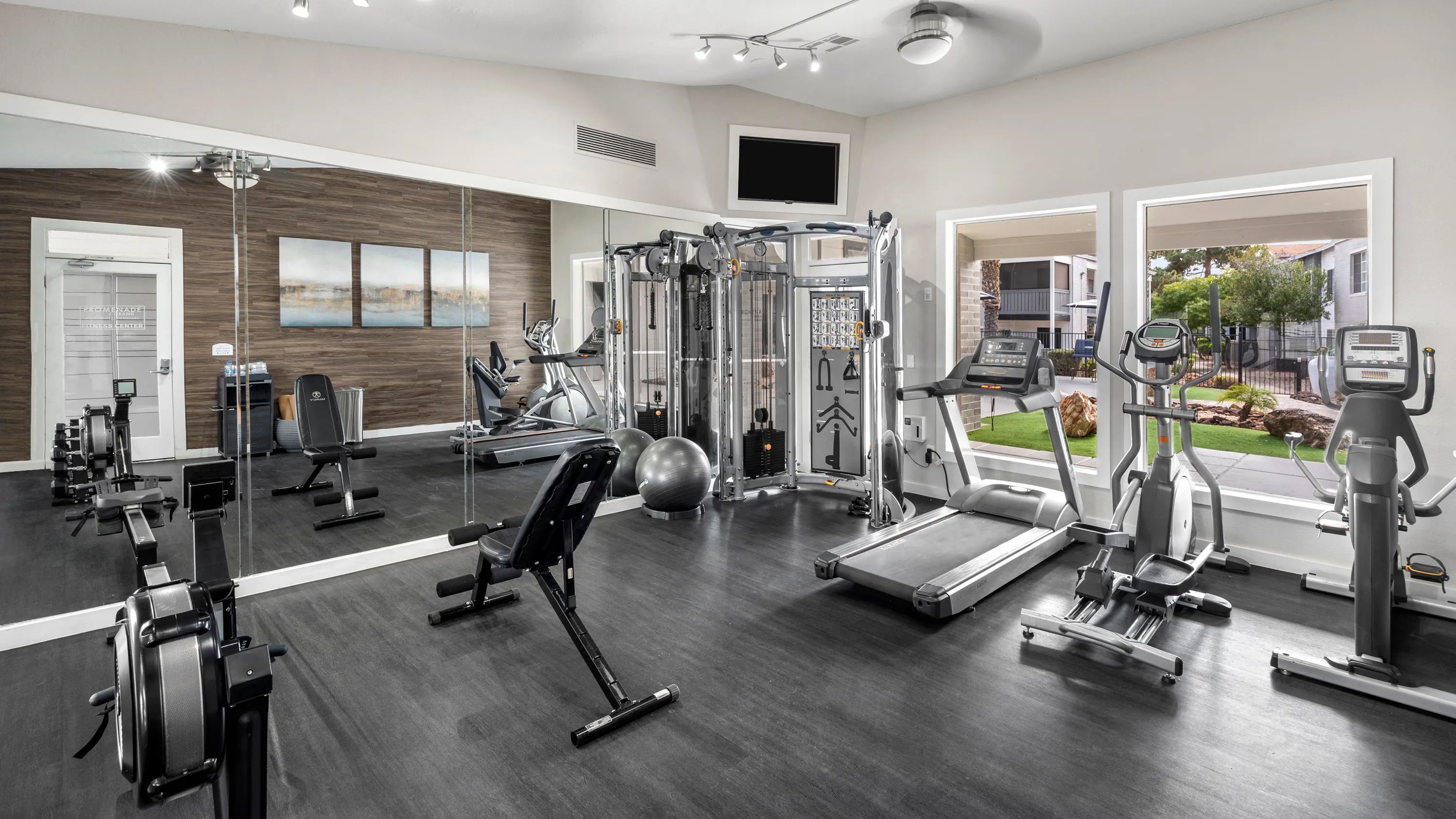Discover an immaculate 24-hour fitness haven, where an array of cardio and weight training equipment beckons at any hour, eliminating the need for costly gym fees. Your fitness journey begins at home! 
