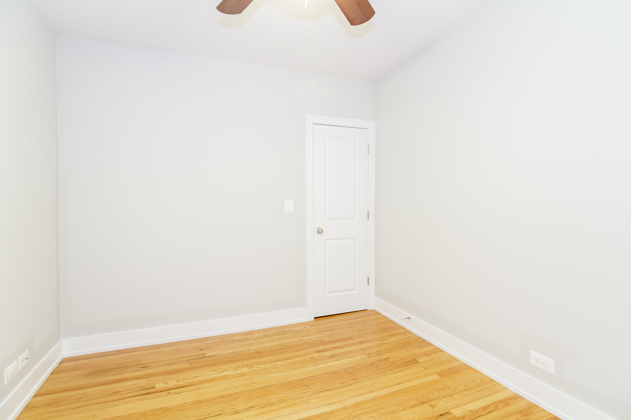 512-20 W. Cornelia Image 15