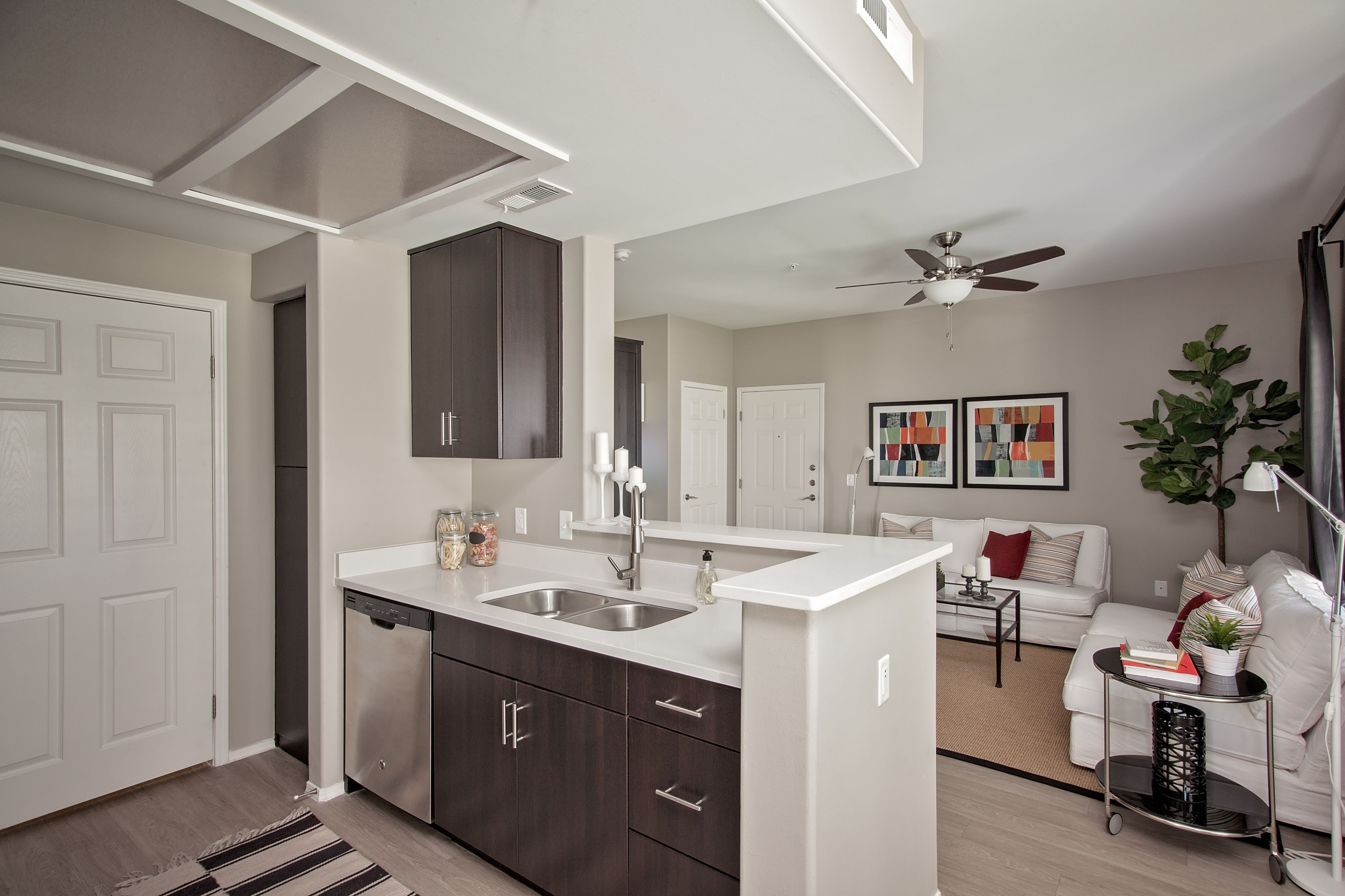Canyon View Apartments Image 1