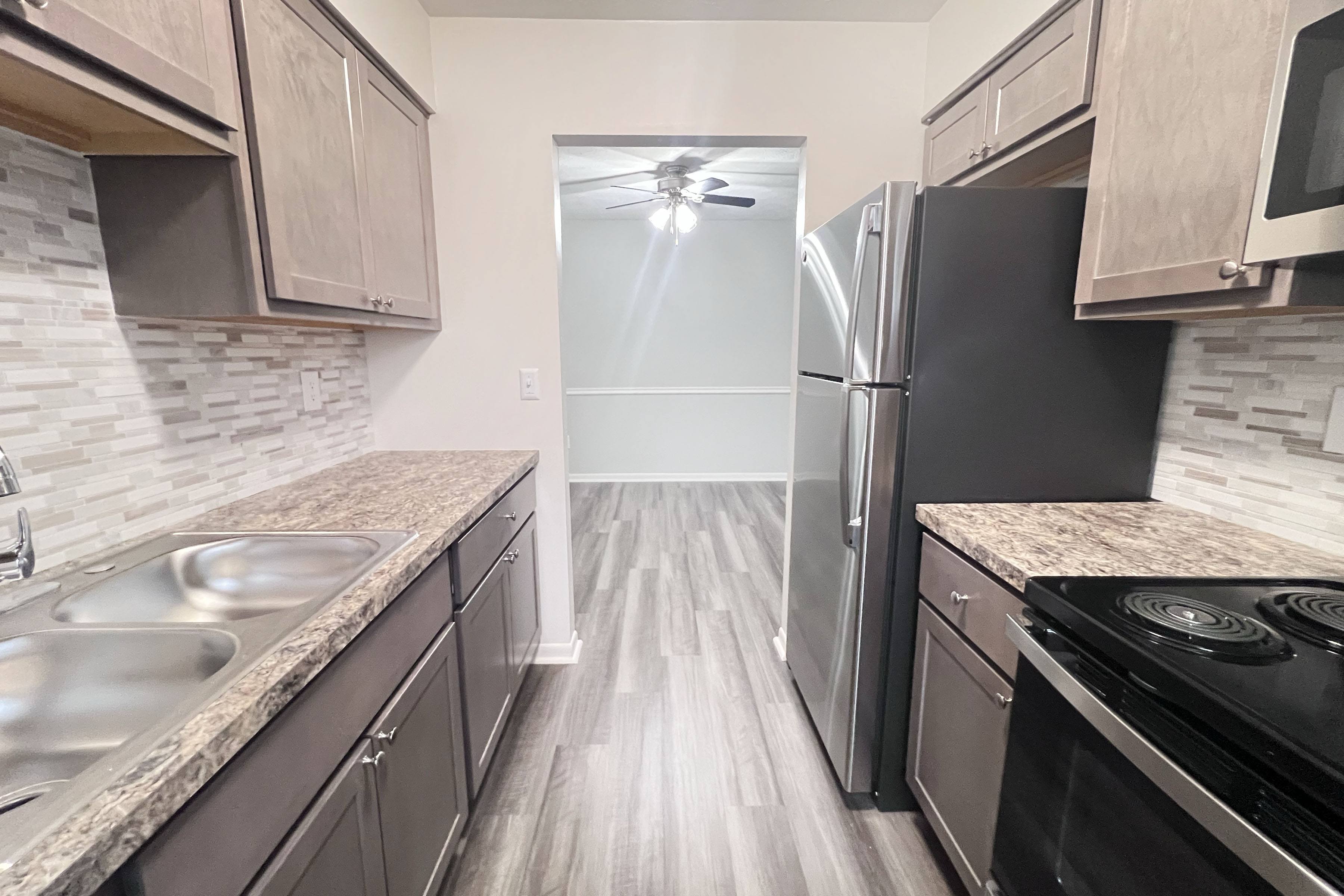 Hunter's Creek Apartments Image 64