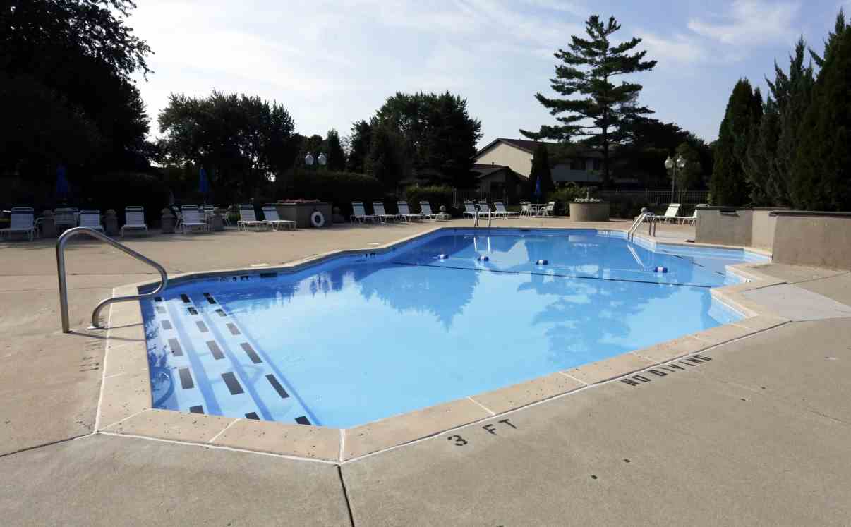 Courts of the Falling Waters Image 1