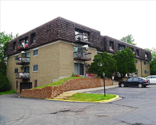 Winnetka Village Image 1