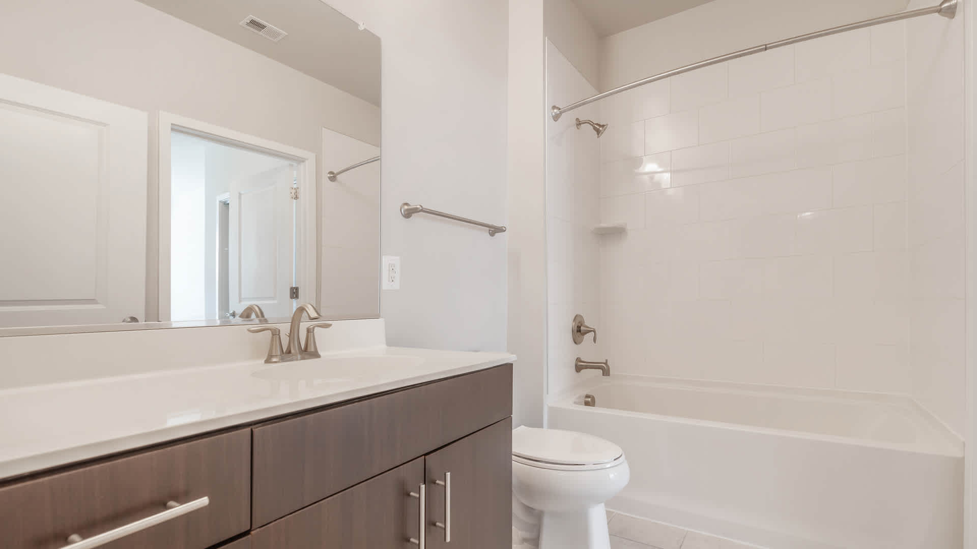 Radiant Fairfax Ridge Image 14