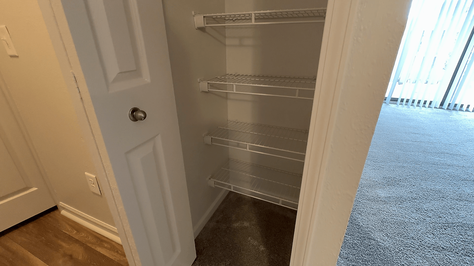 Three Oaks Apartments Image 31