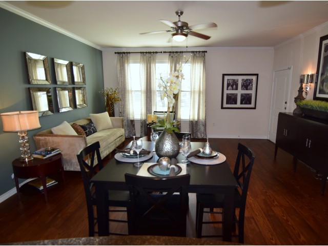 Apartments for Rent | Living Room | La Villita