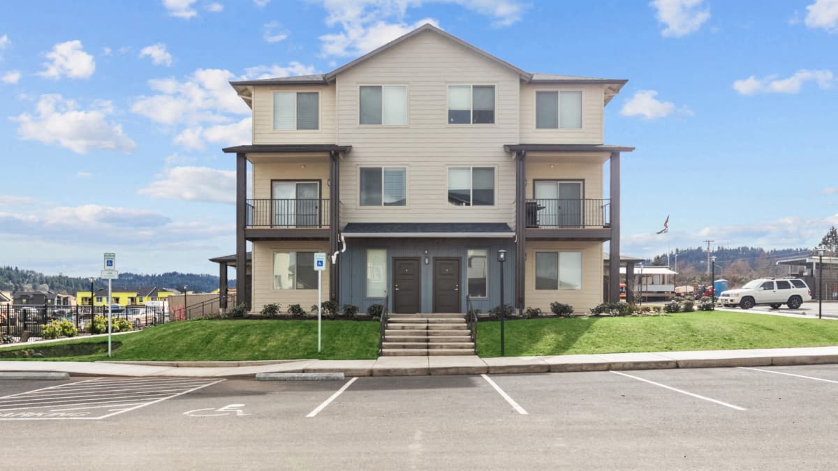 Lark View Village Image 27