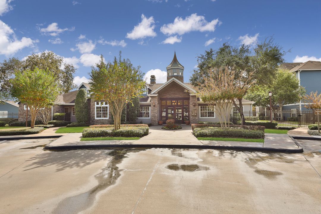 Enclave At Woodbridge Image 33