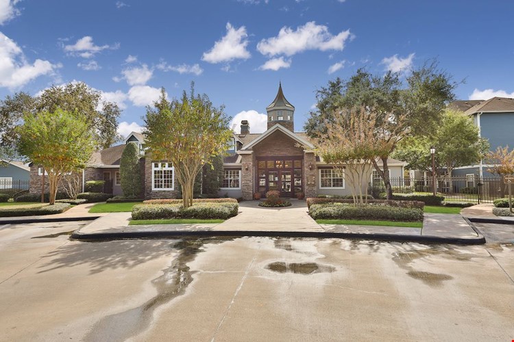 Enclave At Woodbridge Image 33
