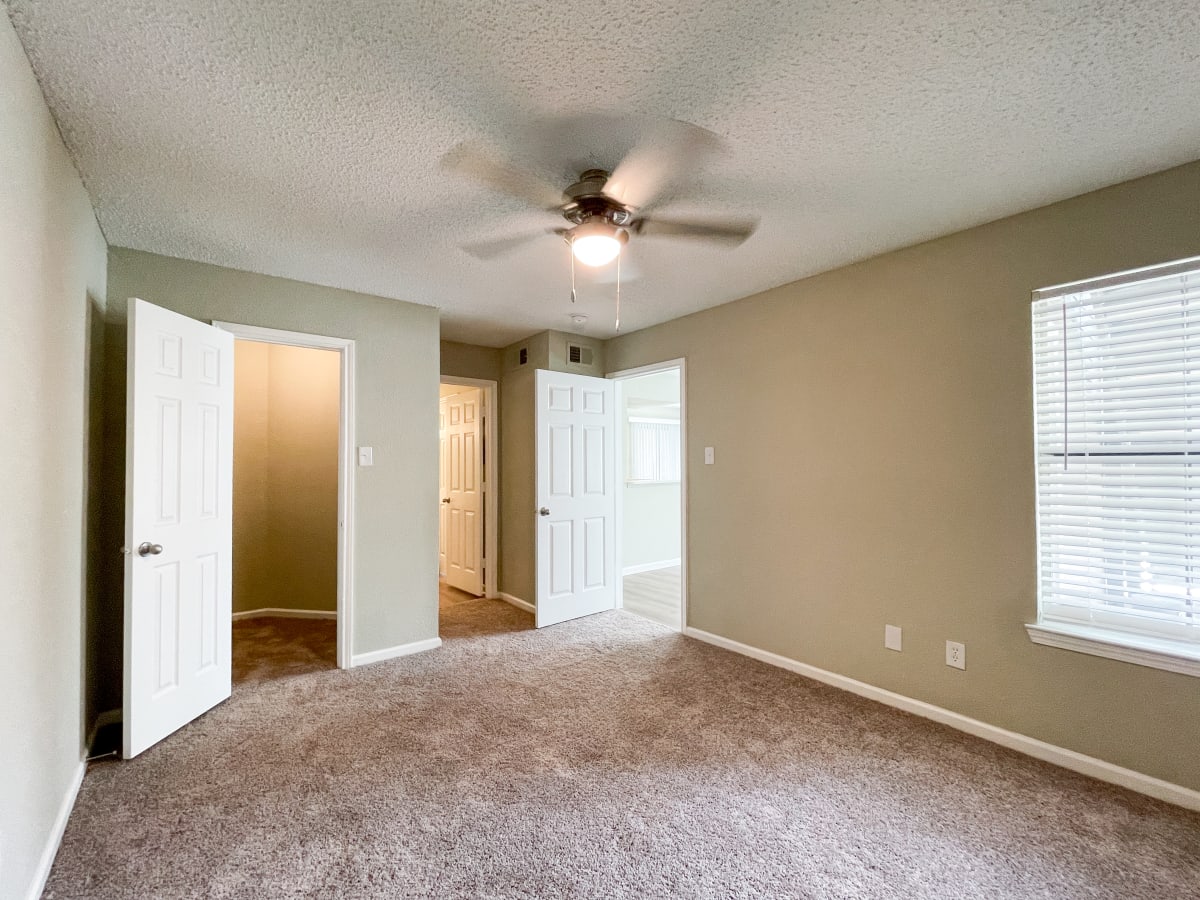 The Life at Grand Oaks Image 5