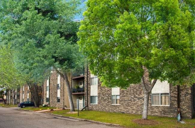 Apartments At Burnsville Pointe Apartments Burnsville