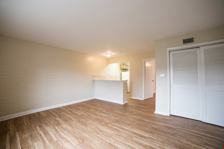 Buckingham Monon Living Image 61