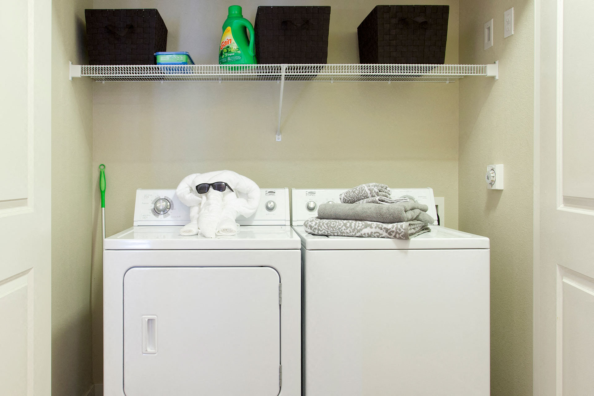 Full Size Washer and Dryer