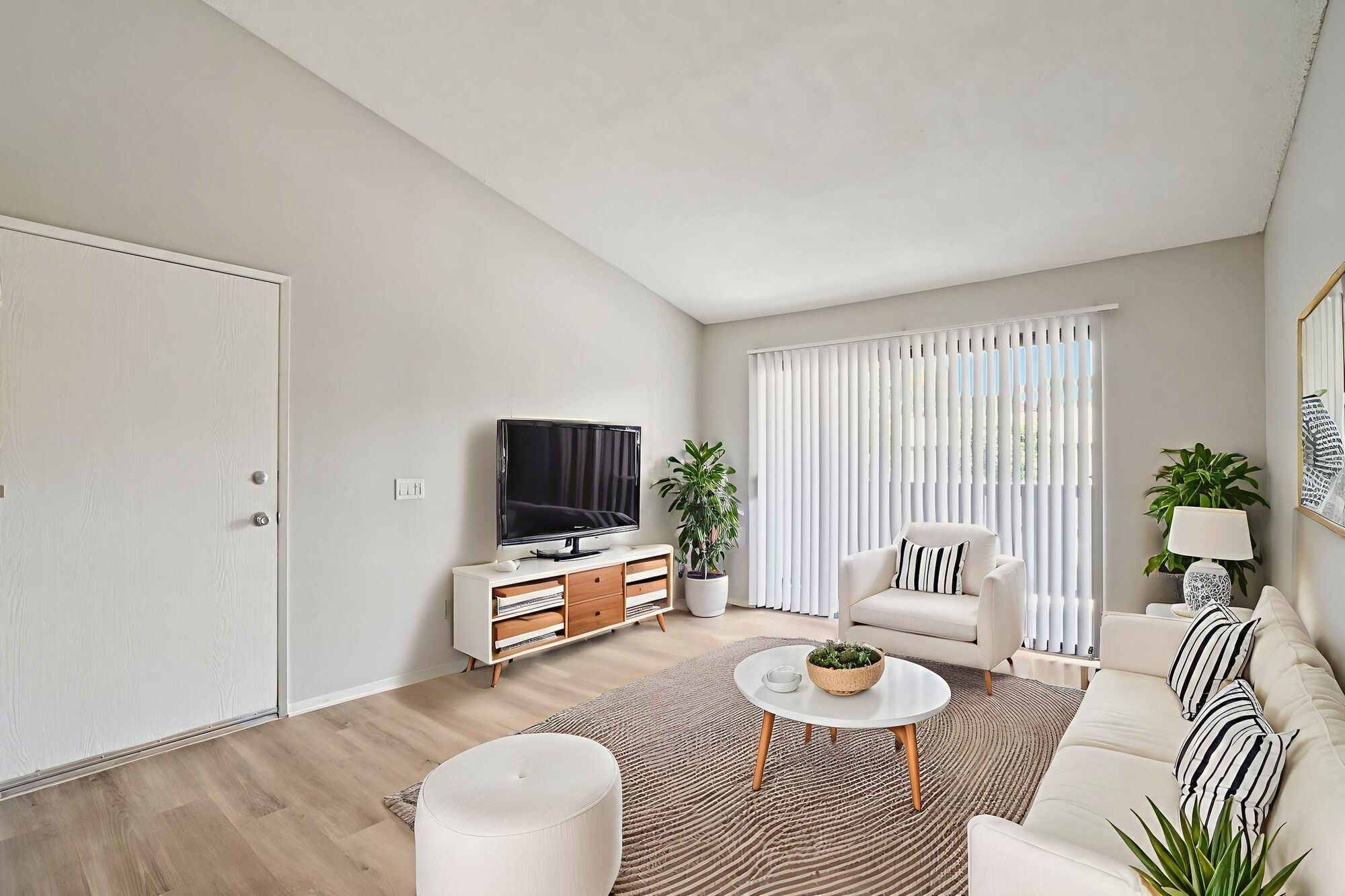 Hensley at Corona Pointe Image 24