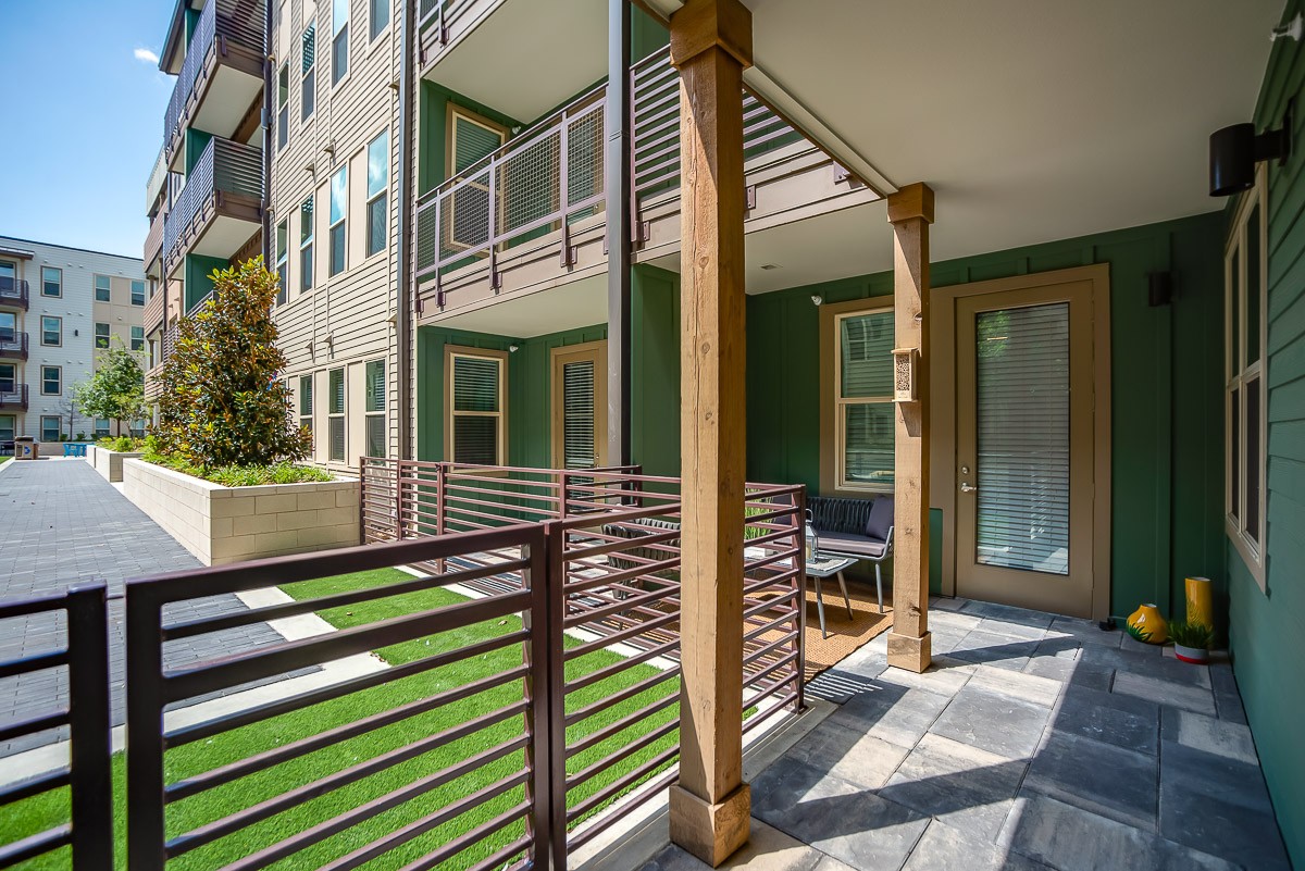 Discovery at The Realm Image 22