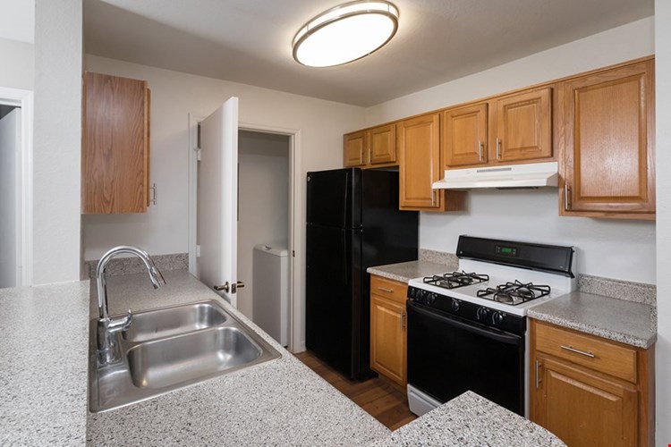 Murdock Circle Image 9